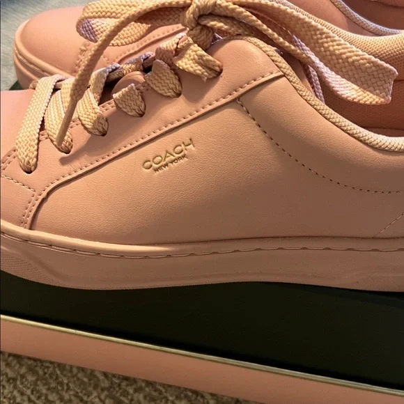 EXCELLENT CONDITION, COACH HIGH LINE SNEAKER
DUSTY ROSE COLOR SIZE 7.5 - Picture 6 of 8